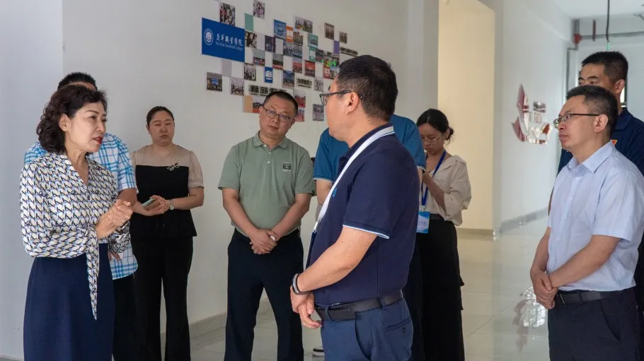 深化思政育人建设 服务地方发展需求丨遂宁市委常委涂虹一行莅校调研指导